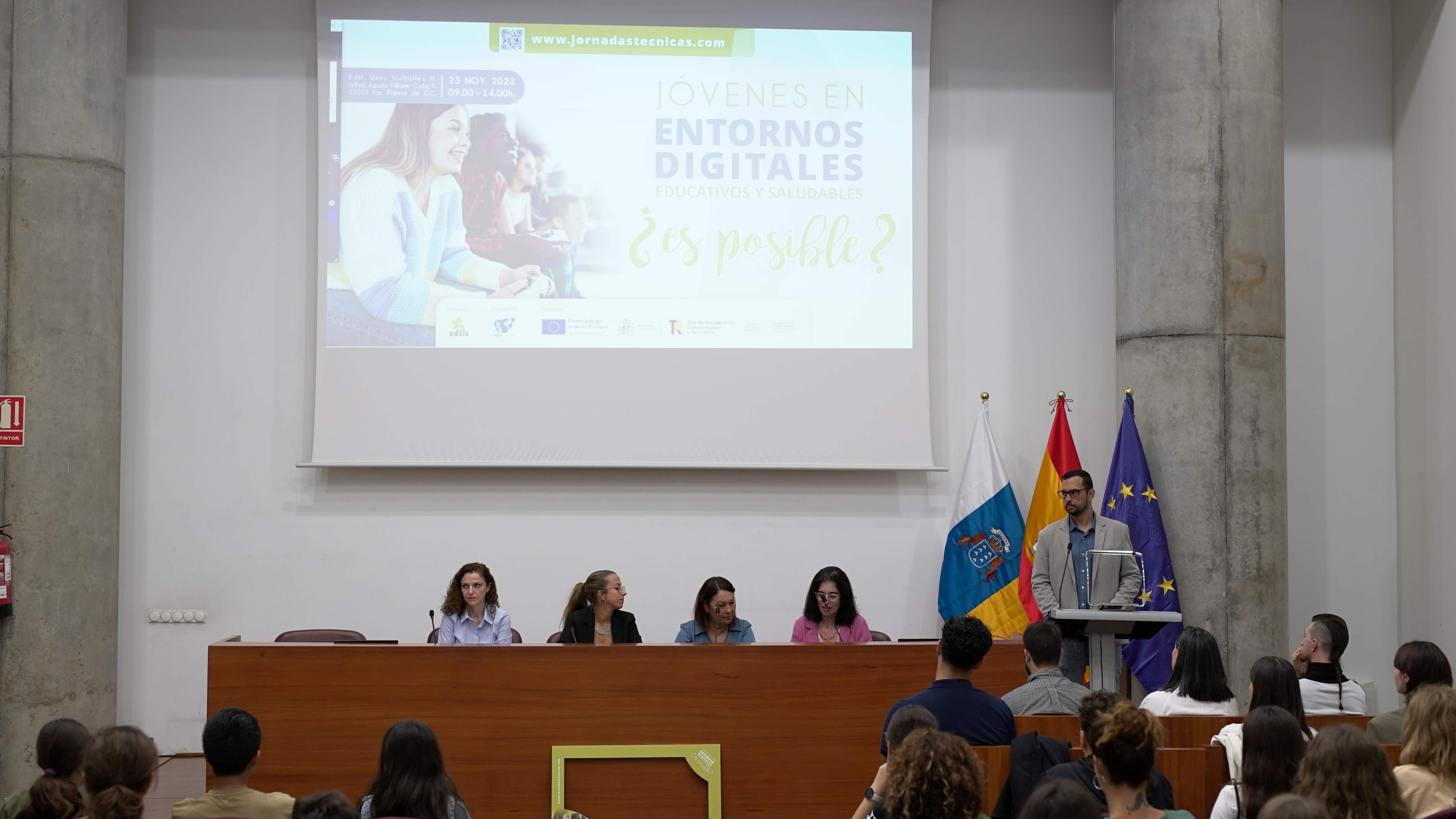 Jovenes en espacios digitales educativos y seguros ¿es posible?