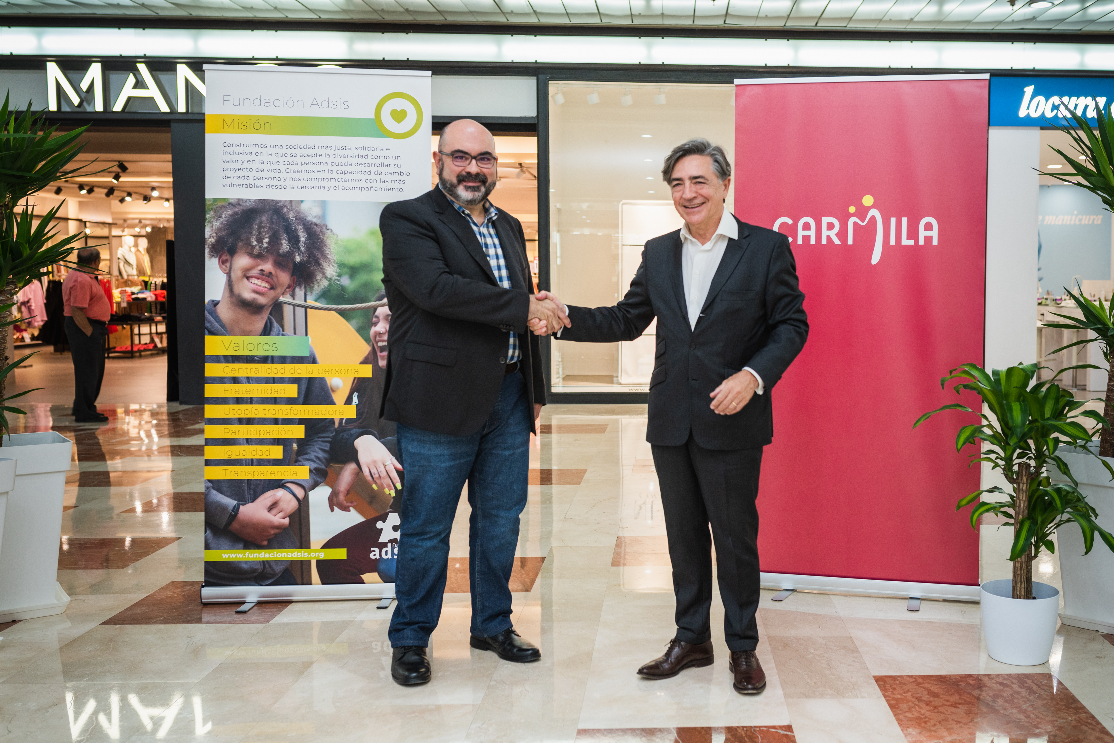 Fundación Adsis y Carmila convenio de colaboración