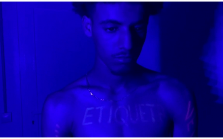 Alt